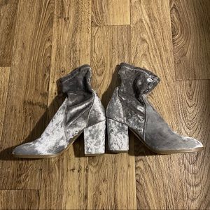 Velvet Boots Size 5 1/2